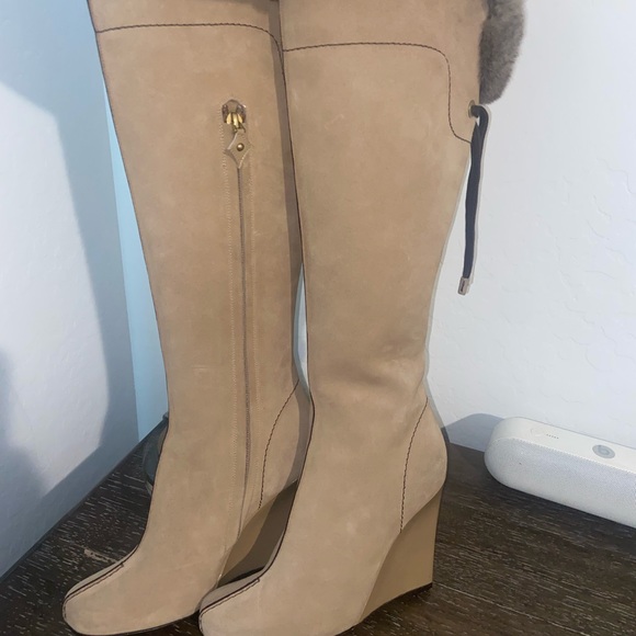 Louis Vuitton boots - Picture 3 of 3